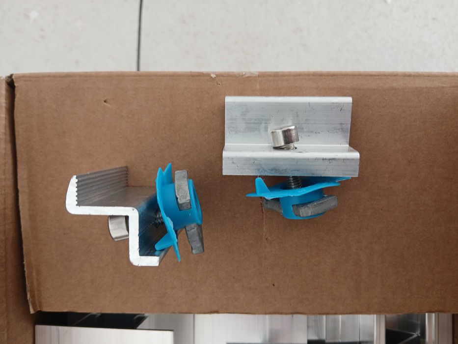 Profile de aluminiu pentru montaj panouri fotovoltaice