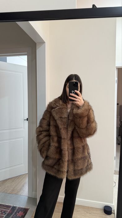 Продам шубу под соболь