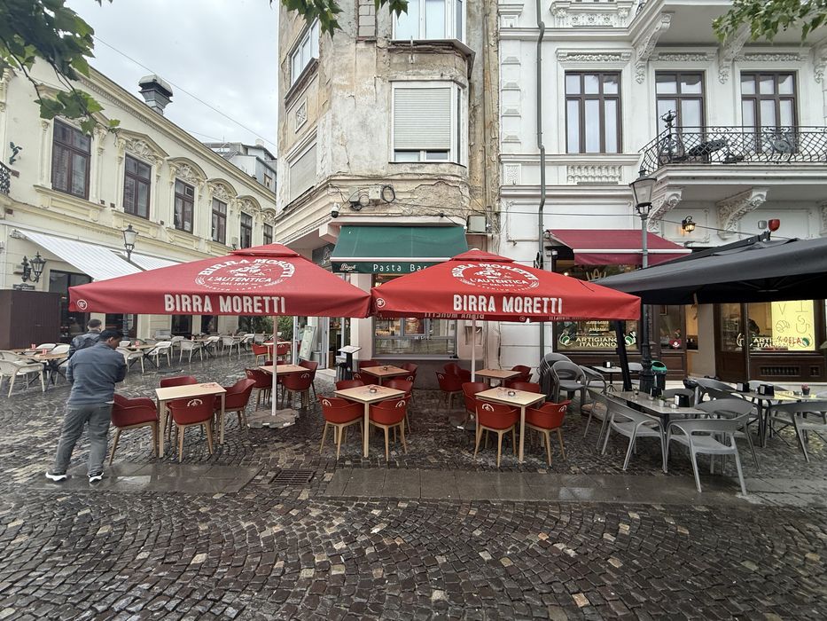 De vanzare afacere/locatie pe colt stradala - centru vechi