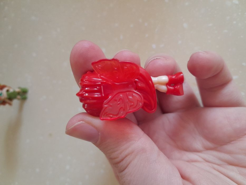 Киндер игрушки 2 феечки