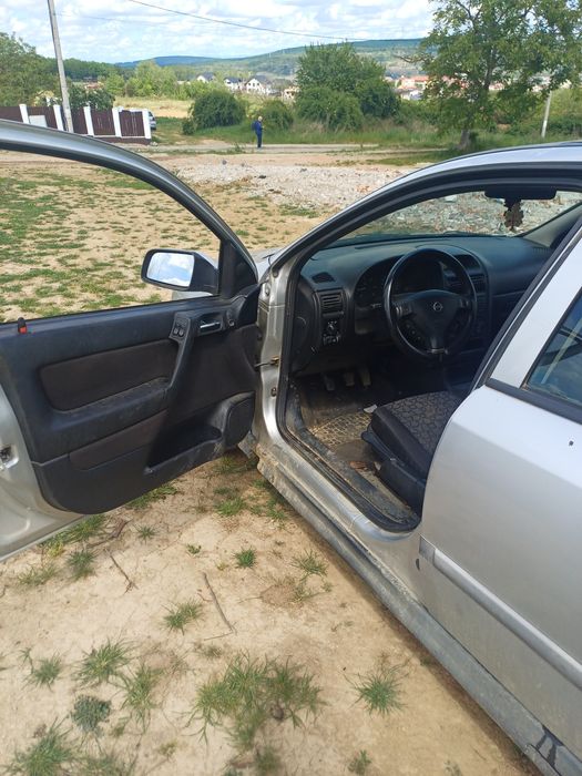 Vând Opel Astra G