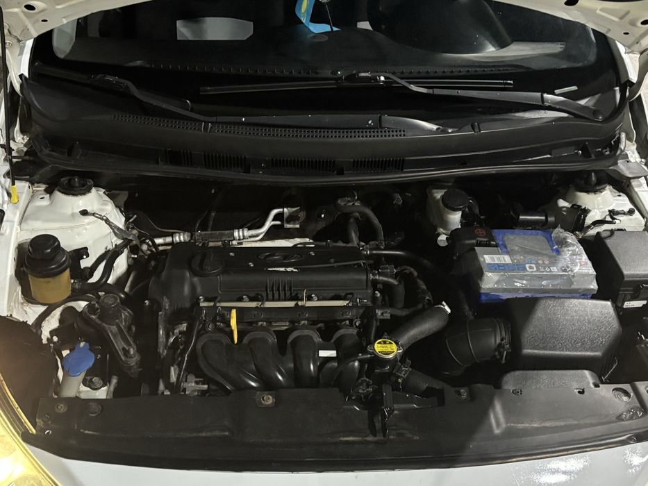 Продам Акцент 2014