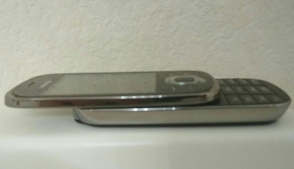 Nokia 7230 в идеальном состоянии