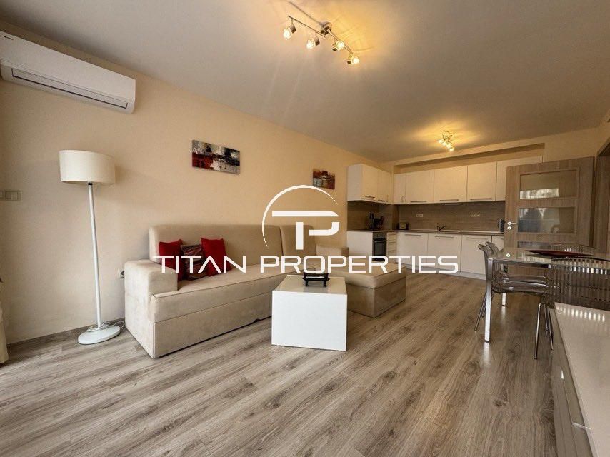 Дава се под наем Двустаен апартамент в Варна, Аспарухово - 74 кв.м за 700 € - Снимка #1