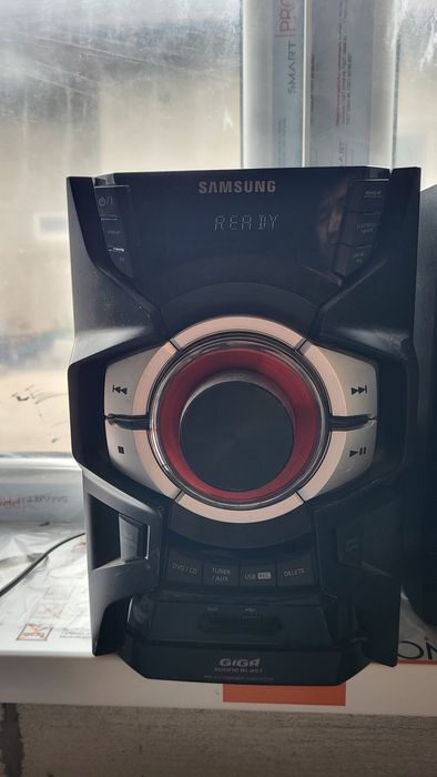 Музыкальный центр Samsung