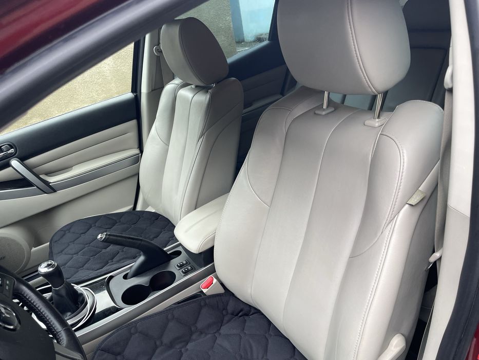 Vand mazda CX7 2,2   Manuala masina o personala .