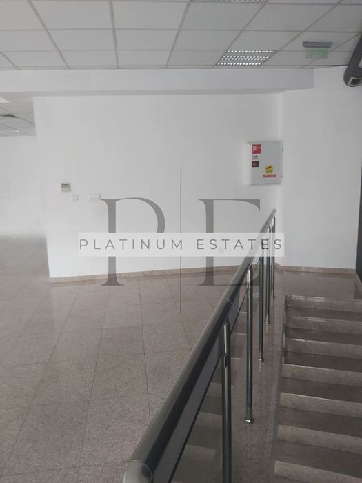 Дава се под наем Магазин в София, Център - 160 кв.м за 2200 € - Снимка #6