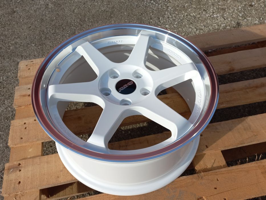 17" 5х114.3 Rays T37 Diamond Lip White Volk Racing 7.5j et 35 Чисто Нови