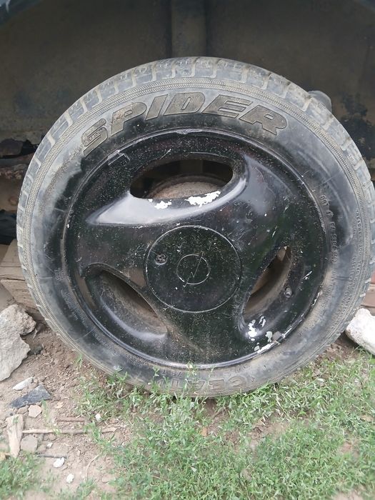 Roți de opal corsa