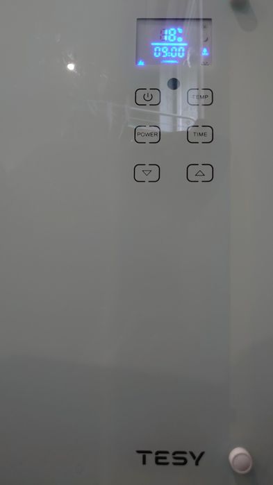 Конвекторен радиатор стъклен TESY CN205 EASLFR  2000W.