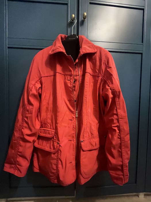 Ветровка женская