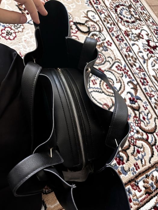 Женская чёрная сумка Zara