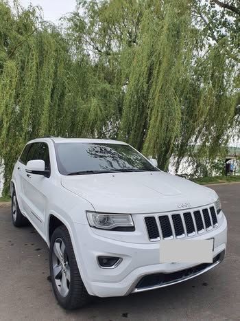 /// Jeep Grand Cherokee 3.0 Diesel V6 4x4 Automat "OVERLAND" ///