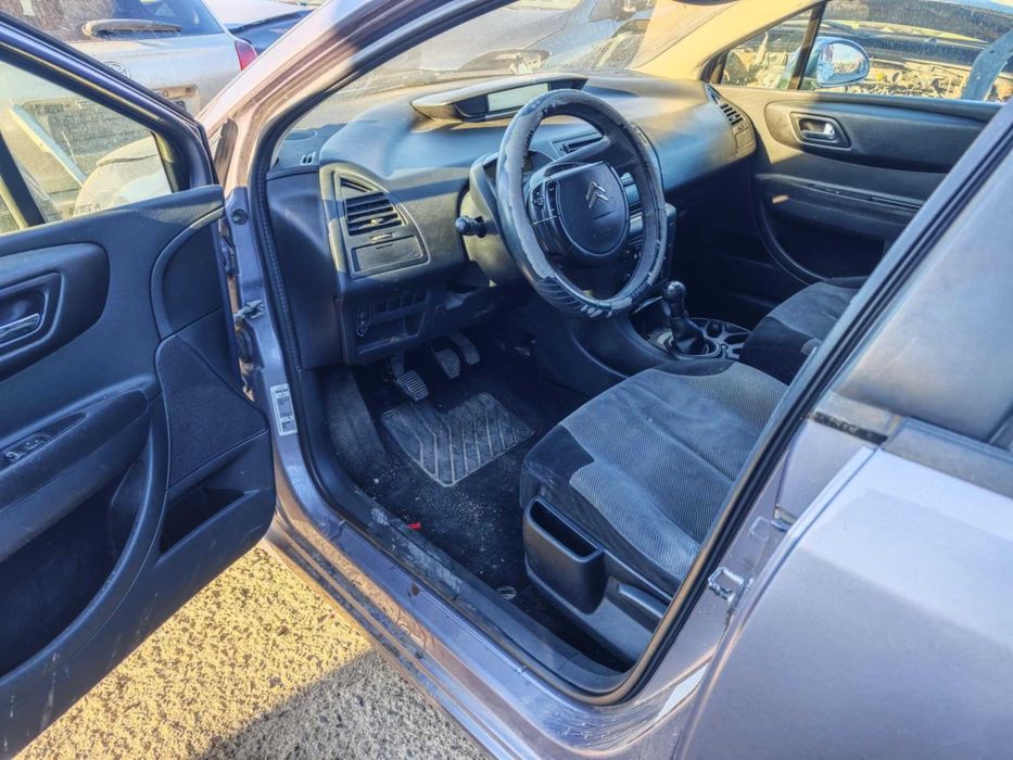 Ситроен С4 / Citroen C4 1.4 бензин