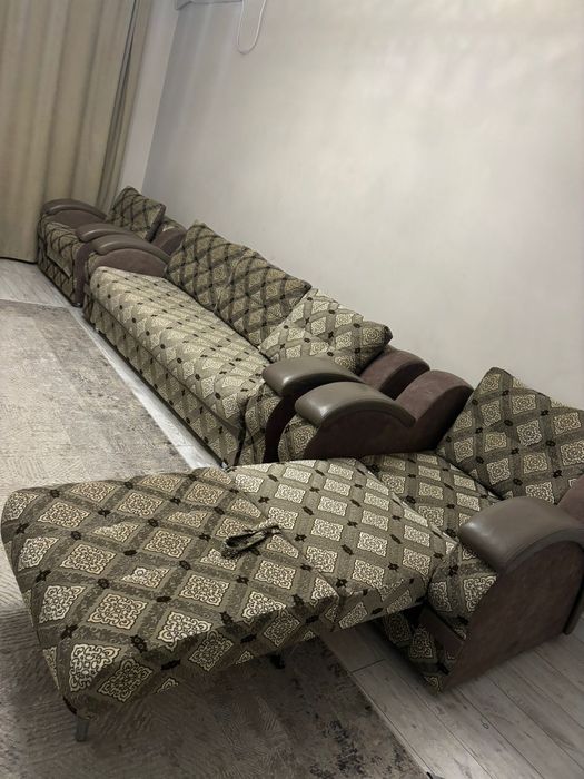 Продам диван по приемлемой цене