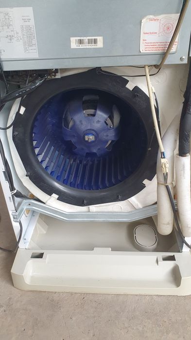 Midea kolonnìy konditsioner 36 tali