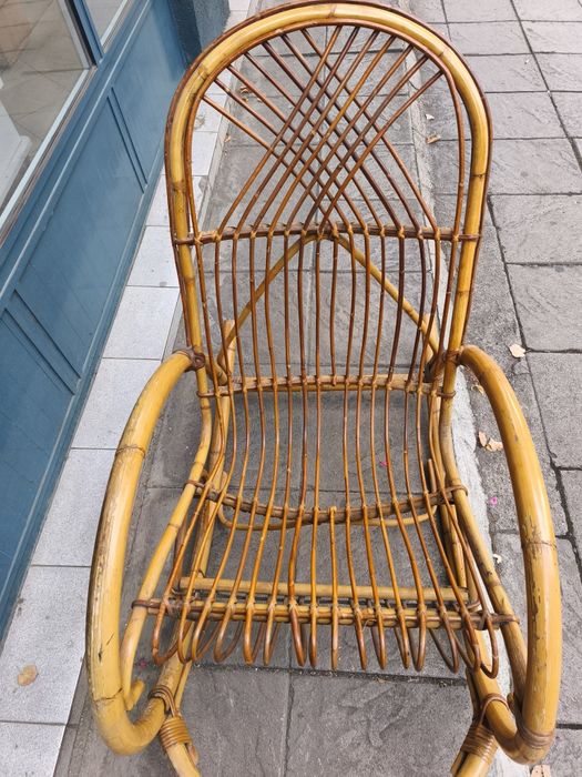 Люлеещ се стол в добро състояние