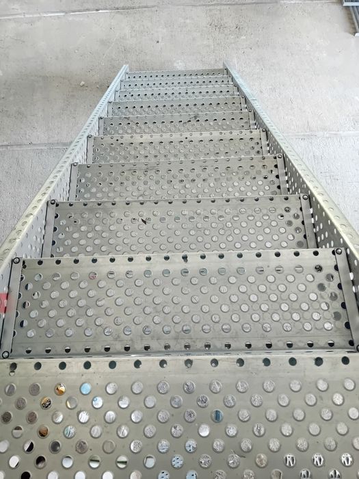 Scara metalica zincata