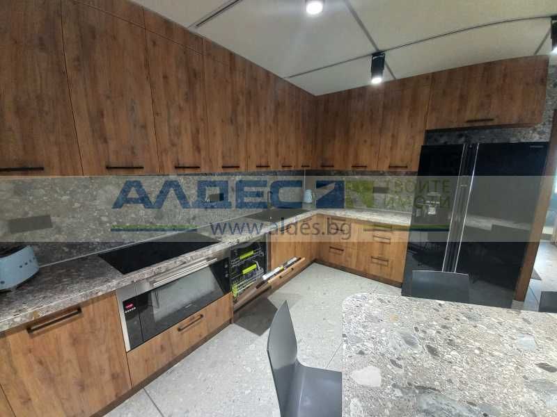 Ап. с три спални, сауна и парна баня в Младост 4!