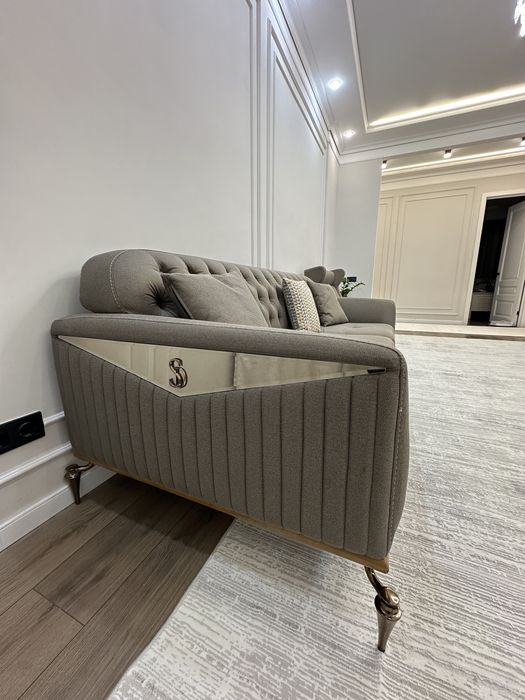 Продам диван !Срочно!