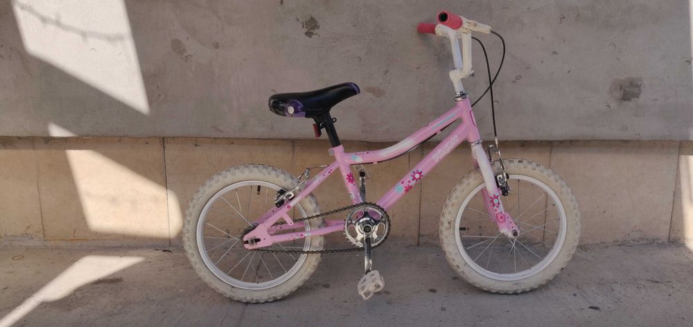 Bicicleta de copii cu roti de 16 inch