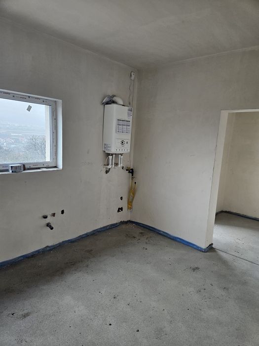 Vând Casa tip Duplex