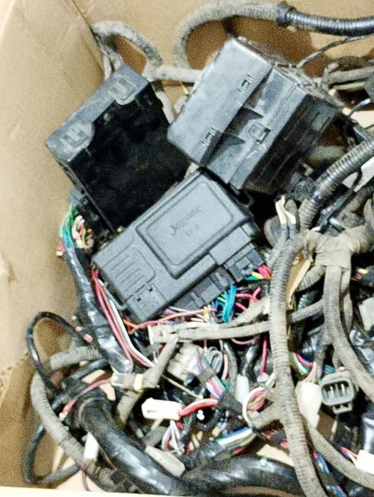 Продам блок предохранителей Lifan Smily