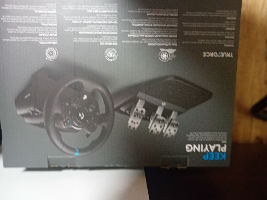 Vând volan Logitech g923 cu cadru [schimb cu cross/atv]