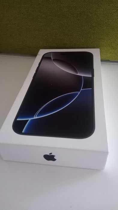 iPhone 16 Pro 128GB Black Titanium
