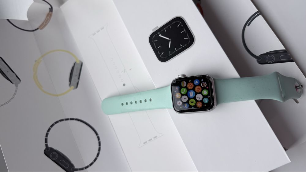 Apple Watch 5, 40 мм