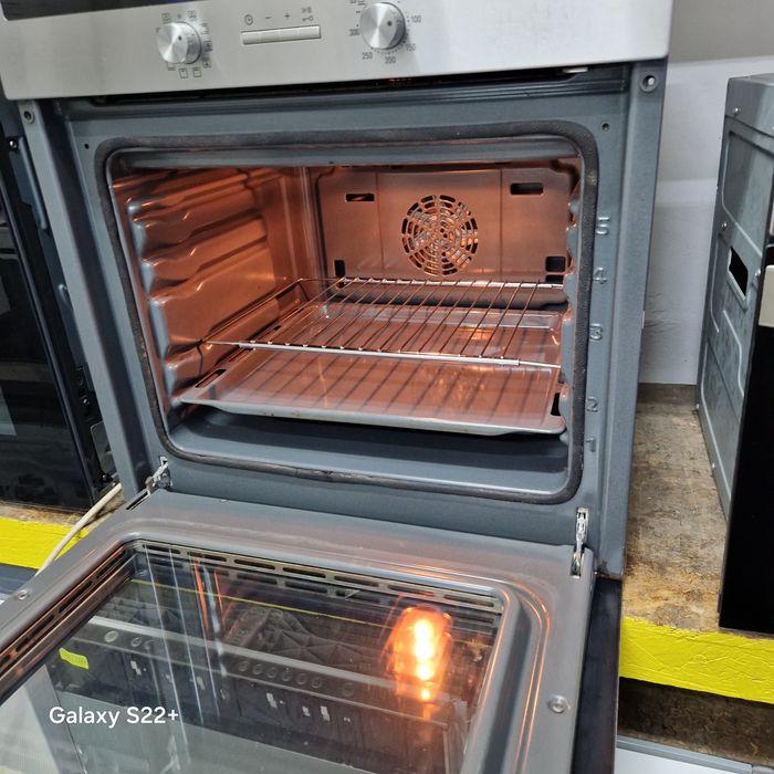 Фурна за вграждане SIEMENS Pyrolyse