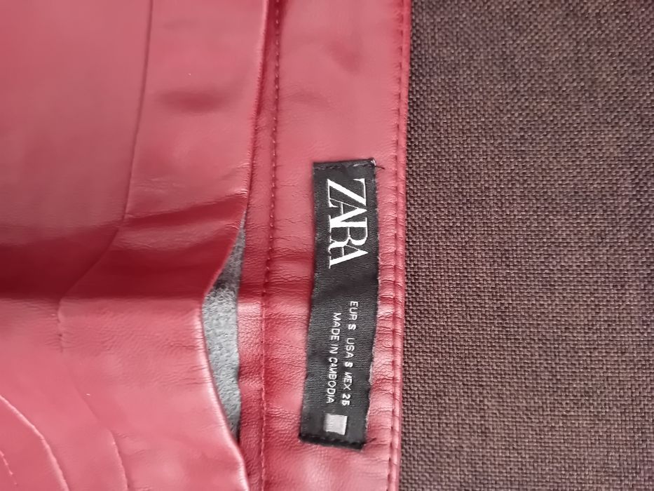 Vând pantaloni dama