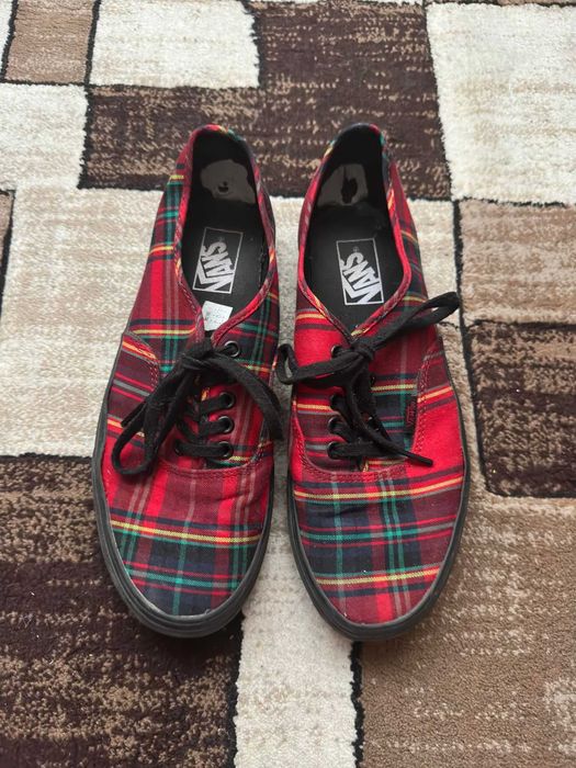 VANS Authentic .