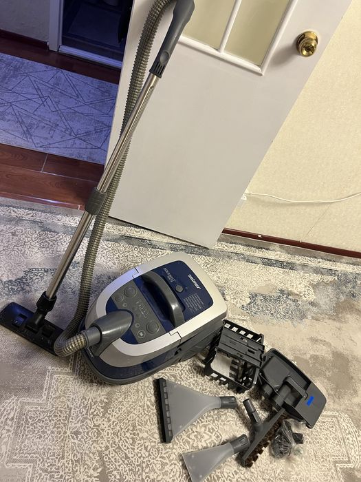 Продам моющий пылесос