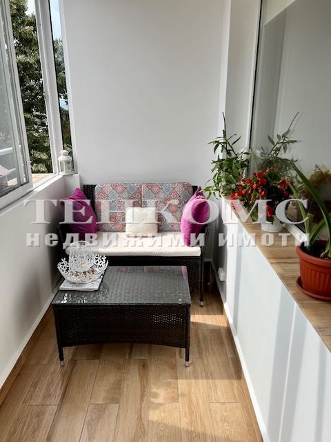 Дава се под наем Тристаен апартамент в София, Люлин 3 - 88 кв.м за 550 € - Снимка #1