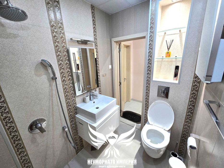 Дава се под наем Тристаен апартамент в Асеновград - 87 кв.м за 360 € - Снимка #17