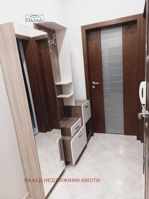 Дава се под наем Тристаен апартамент в Варна, Гръцка махала - 90 кв.м за 850 € - Снимка #5