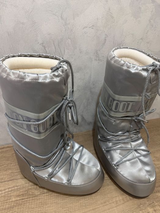 Ботуши Moon Boots