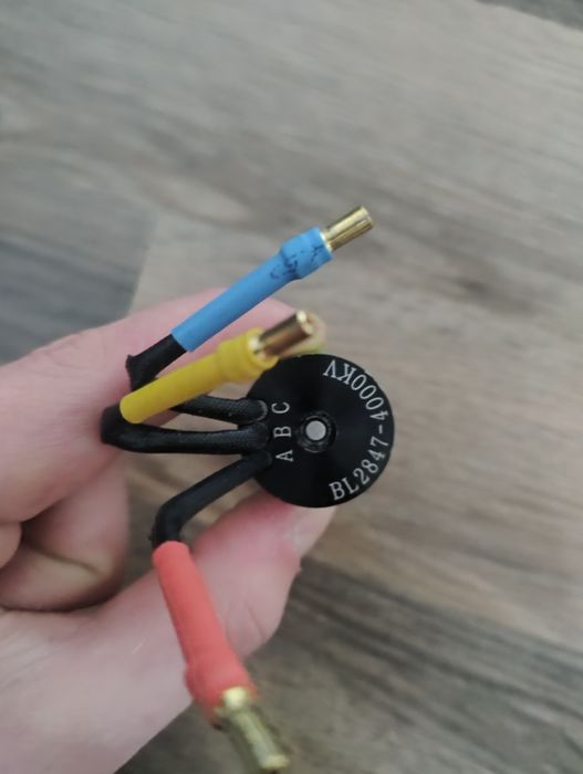 Motor brushless 2847 pentru modele 1/16