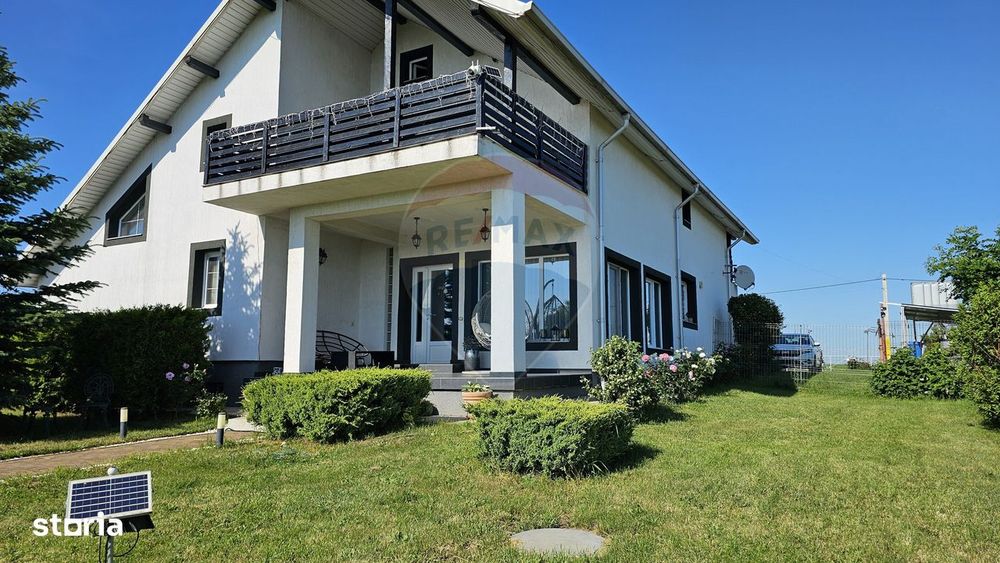Casă / Vilă de lux, 6 camere, Liteni-Moara, Suceava