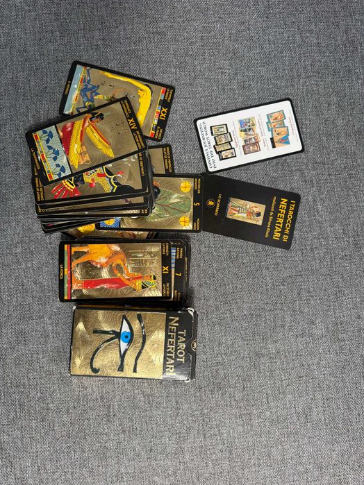 Оригинални таро карти – Tarot Nefertari (Lo Scarabeo)