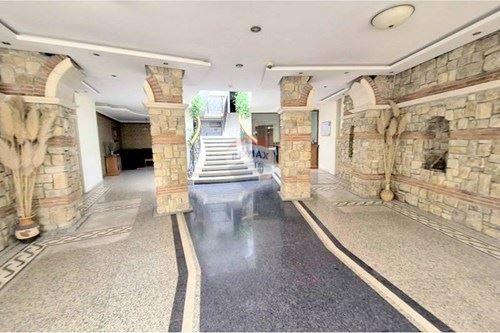 Тристаен мезонет под наем в кв. Бриз, гр. Варна Т4119