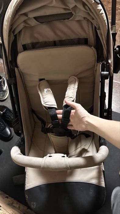 Коляска в хорошом состоянии 2-ш за 85000тг