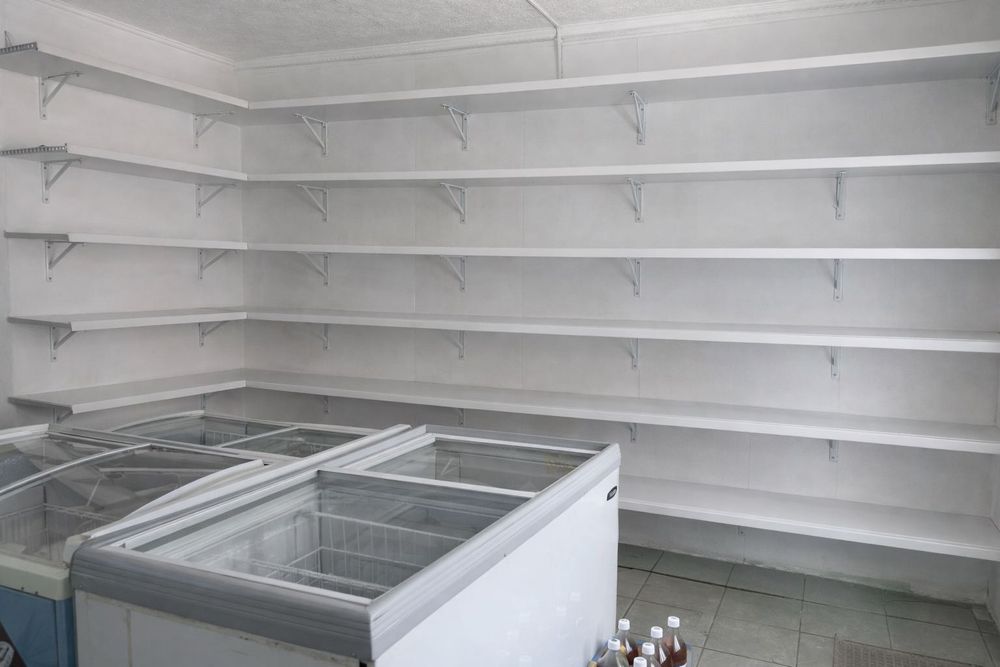 Продаются надежные торговые полки