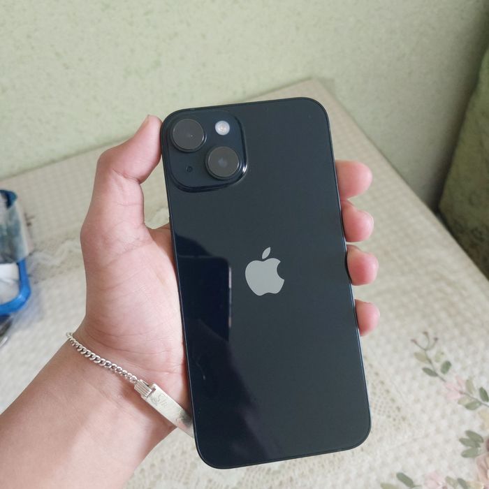 iPhone 14 yangi 1 oy ishlatilgan yomkosti 100% rodnoy kutarilmagan