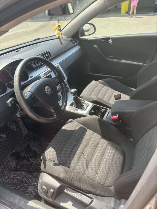 VOLKSWAGEN Passat 2009 — imagine 3