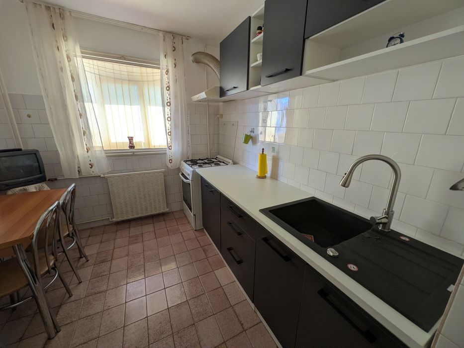 Apartament 3 camere calea Vitan