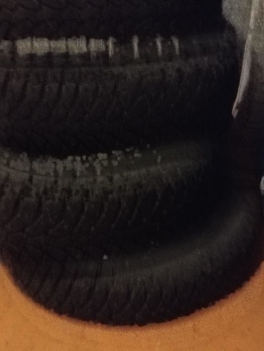 Продам зимние шины R13