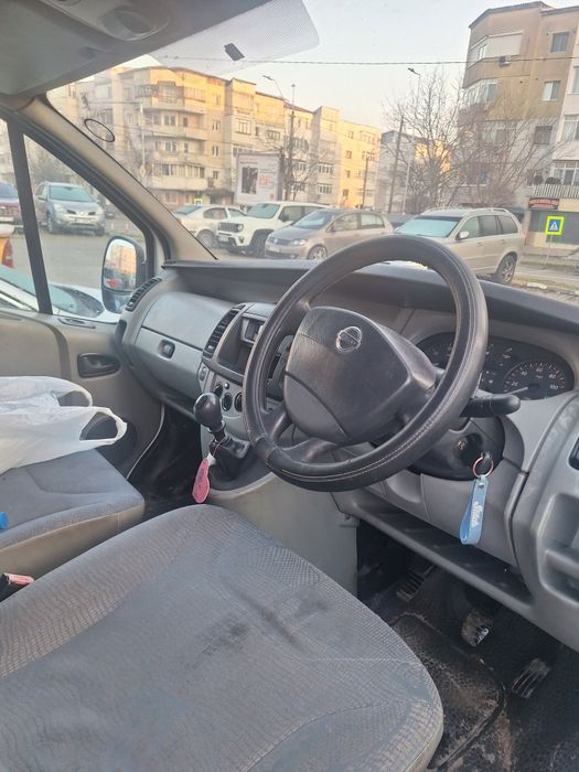 Opel vivaro renault trafic nissan primastar 1.9 dci