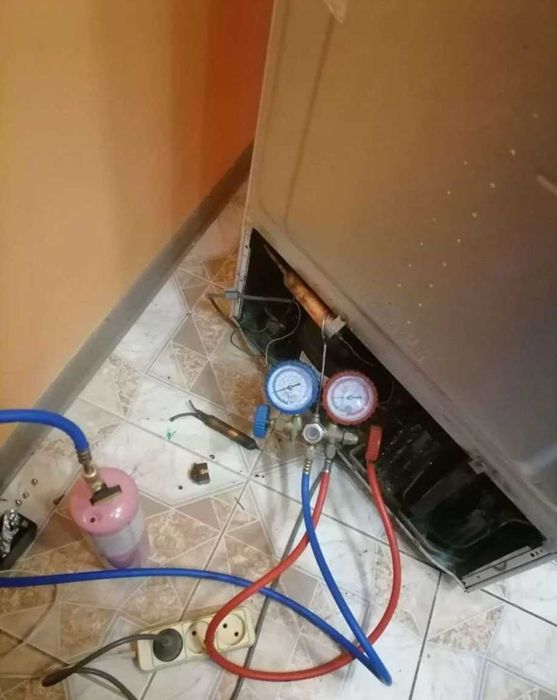 Ремонт холодильников Ремонт морозильных камер